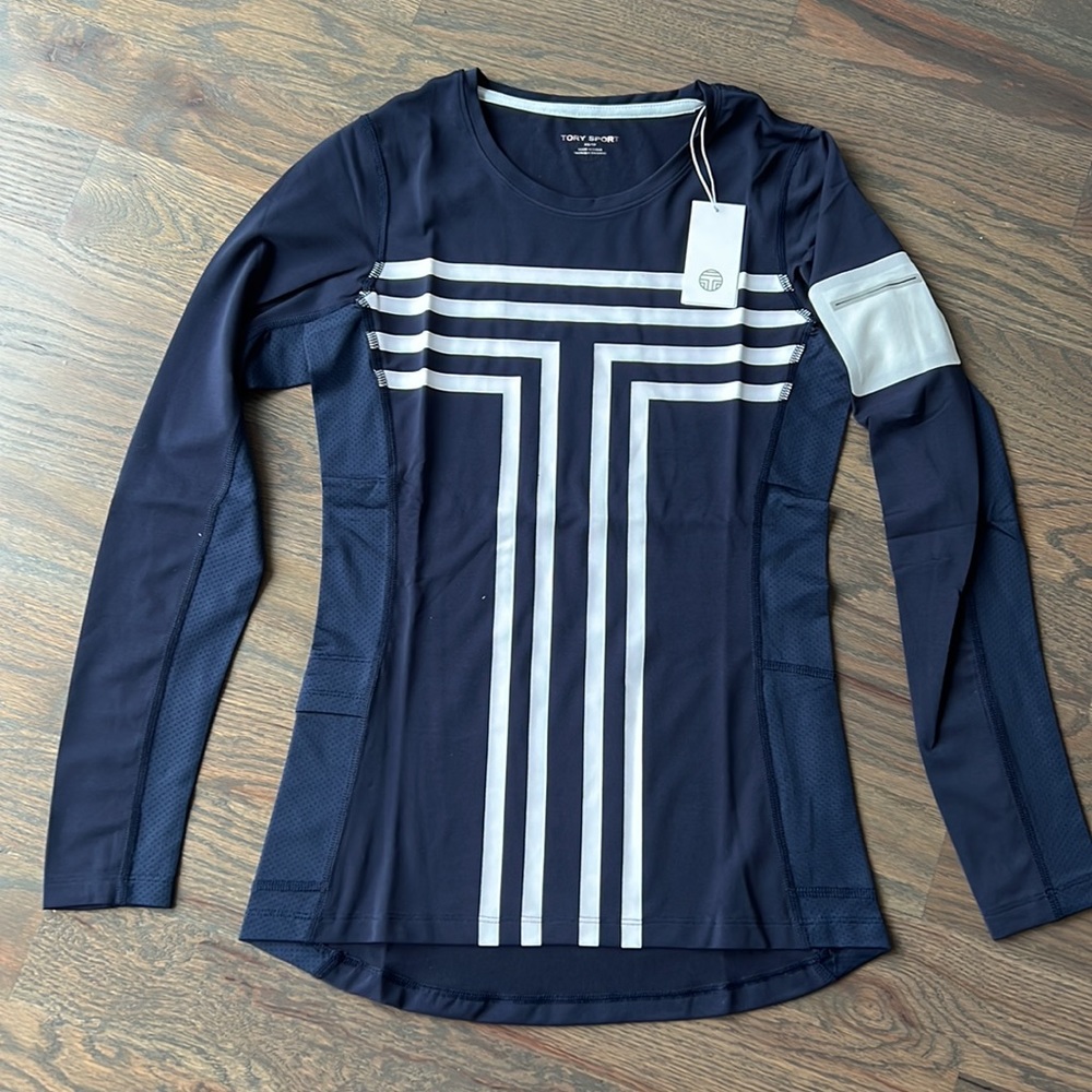 NWT - Tory Sport Performance Graphic Top